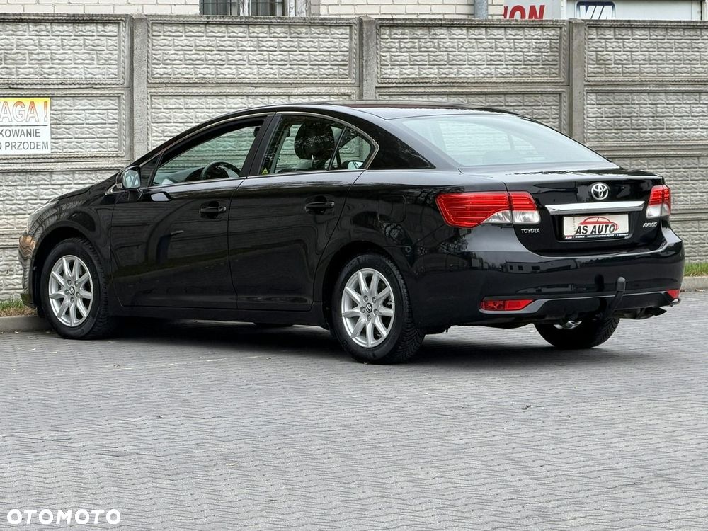 Toyota Avensis 1.8 Premium MS - 40