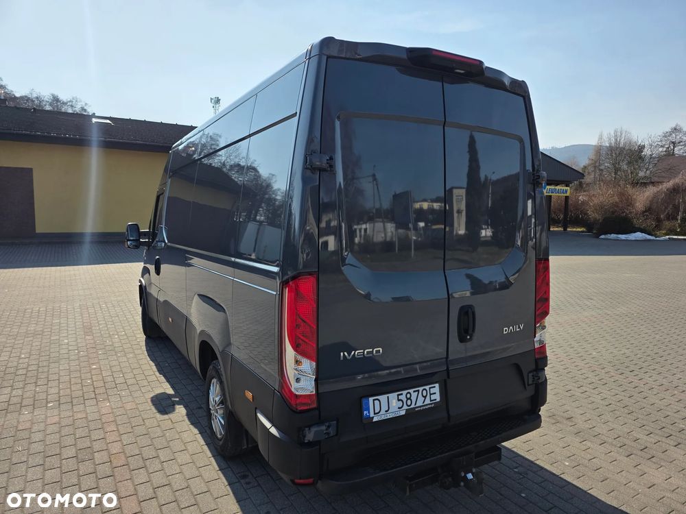 Iveco IVECO DAILY 35S18HA8 V – L3H2 - 4