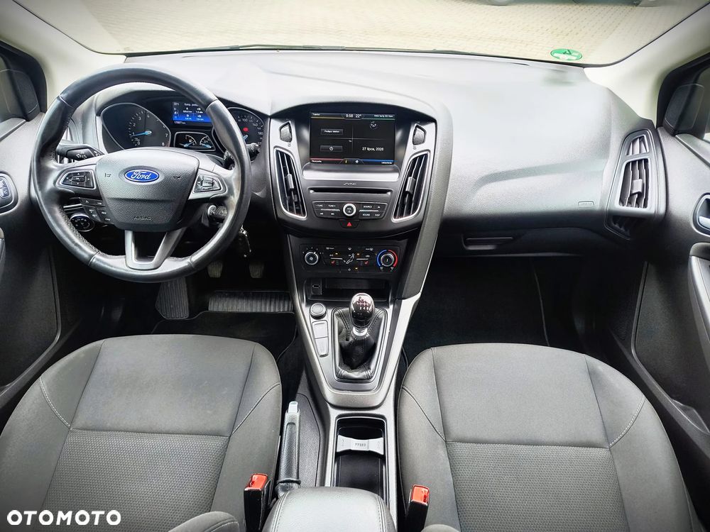 Ford Focus - 8
