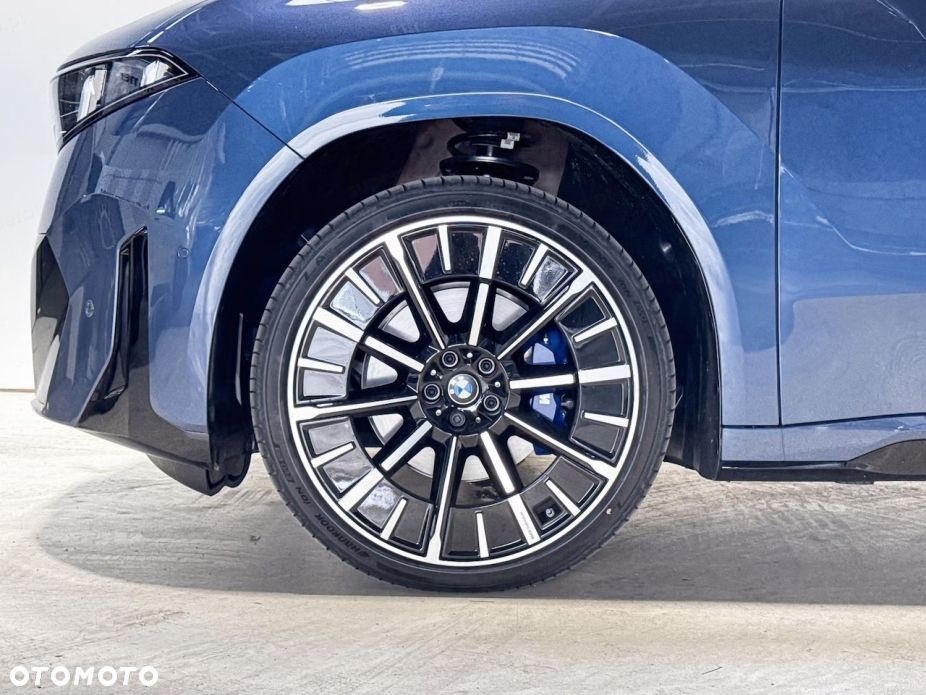 BMW iX3 - 20