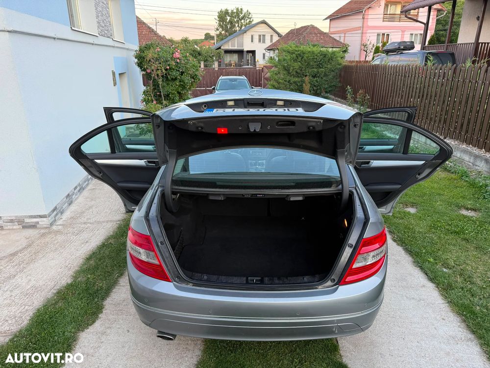 Mercedes-Benz C - 5