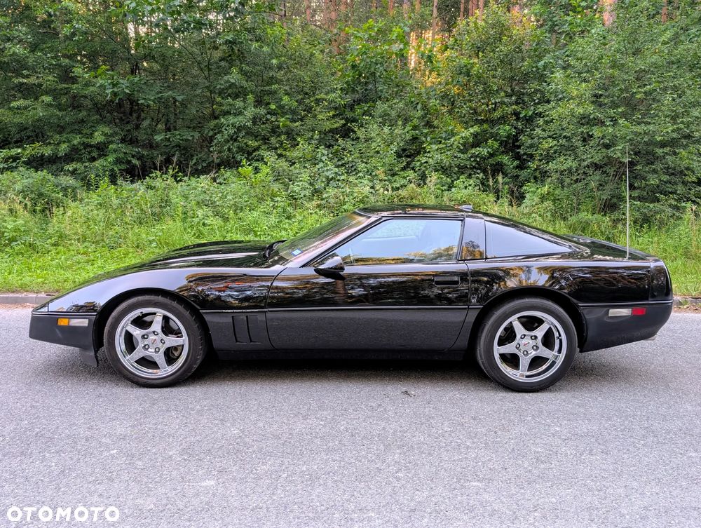 Chevrolet Corvette - 5