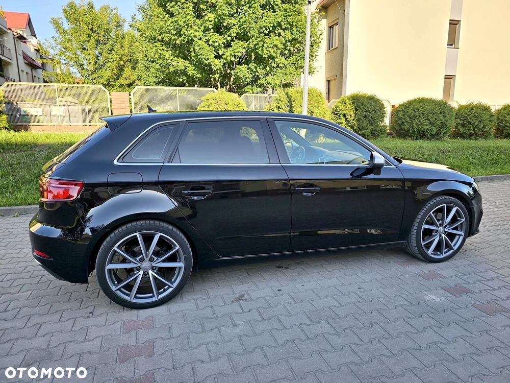 Audi A3 Sportback - 13