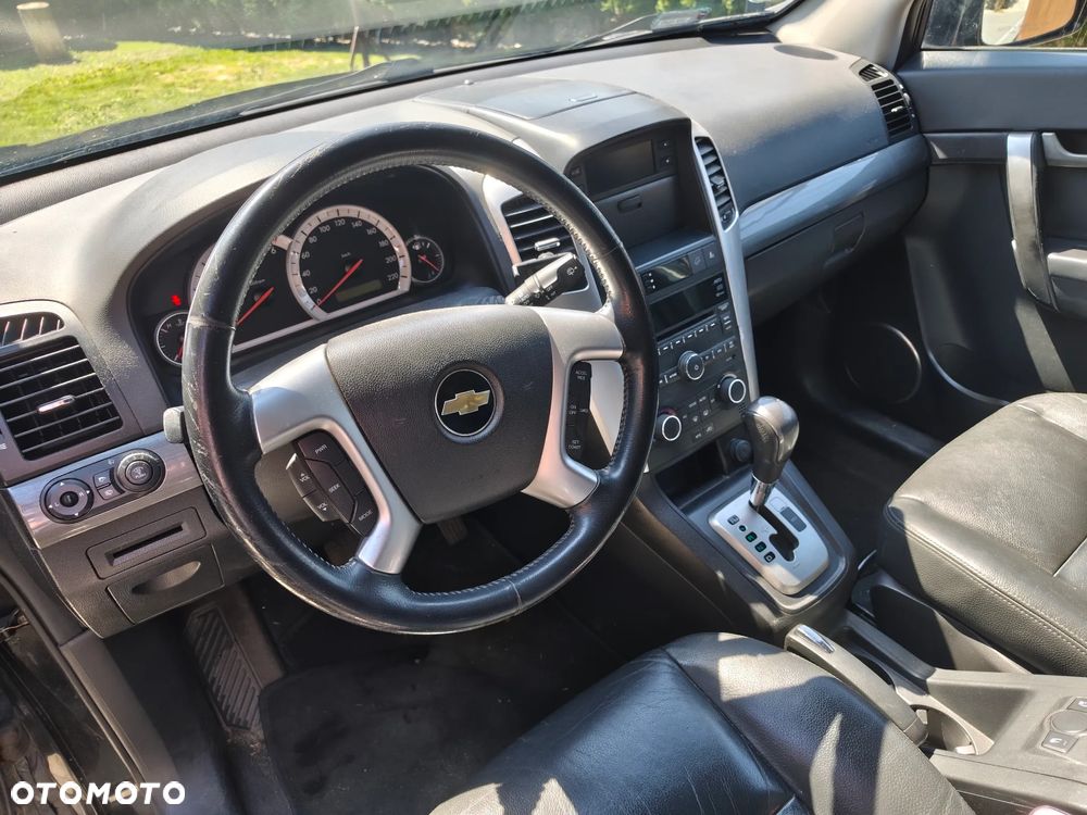 Chevrolet Captiva 2.0 d LT medium - 12