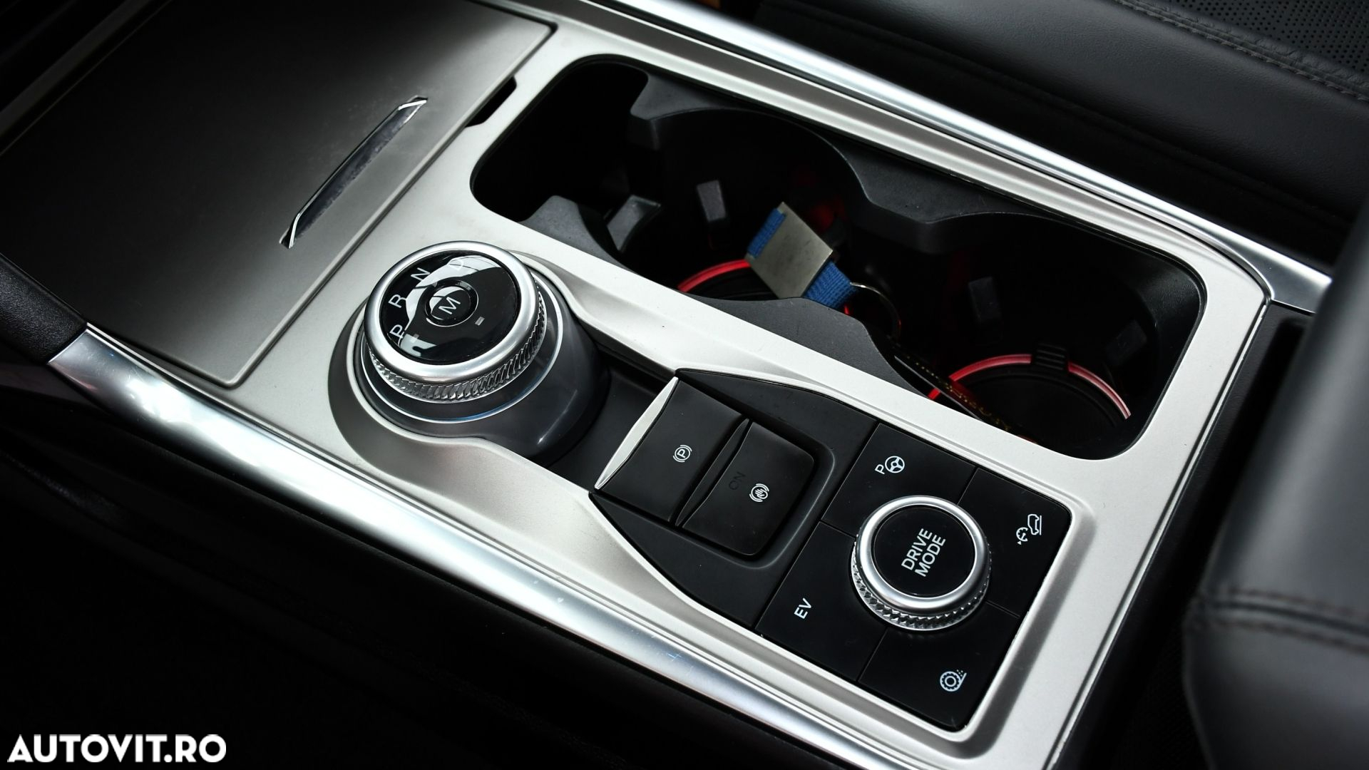 Ford Explorer 3.0 PHEV Platinum - 16