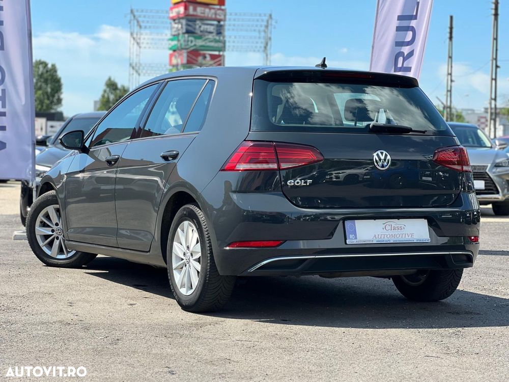 Volkswagen Golf 1.6 TDI Comfortline - 7