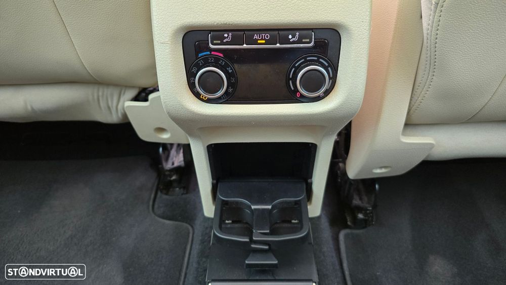 VW Sharan 2.0 TDI Blue Highline - 46