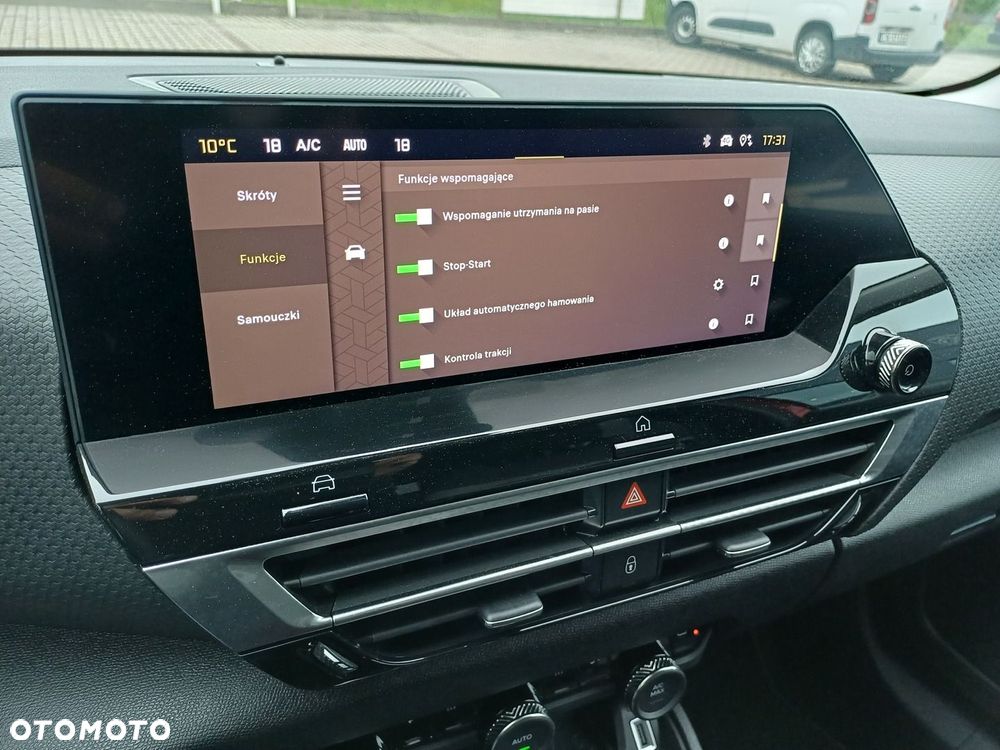 Citroën C4 1.2 PureTech Max S&S EAT8 - 24