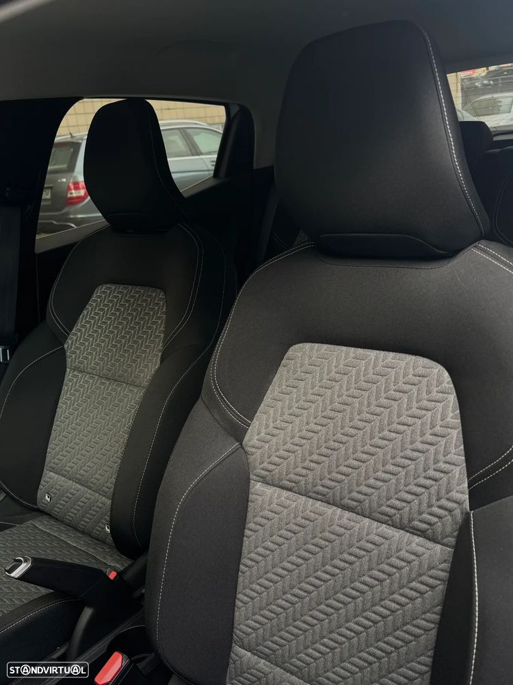 Renault Clio 1.0 TCe Limited Bi-Fuel - 8