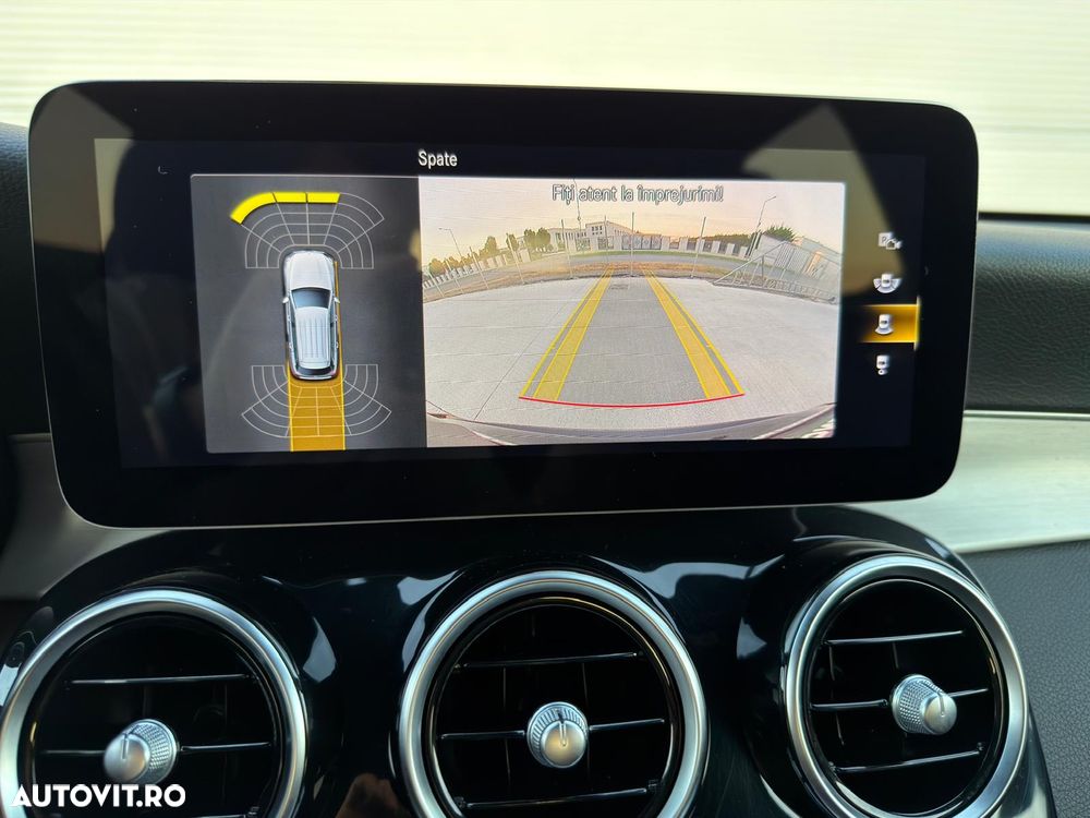 Mercedes-Benz GLC 300 de 4Matic 9G-TRONIC - 9