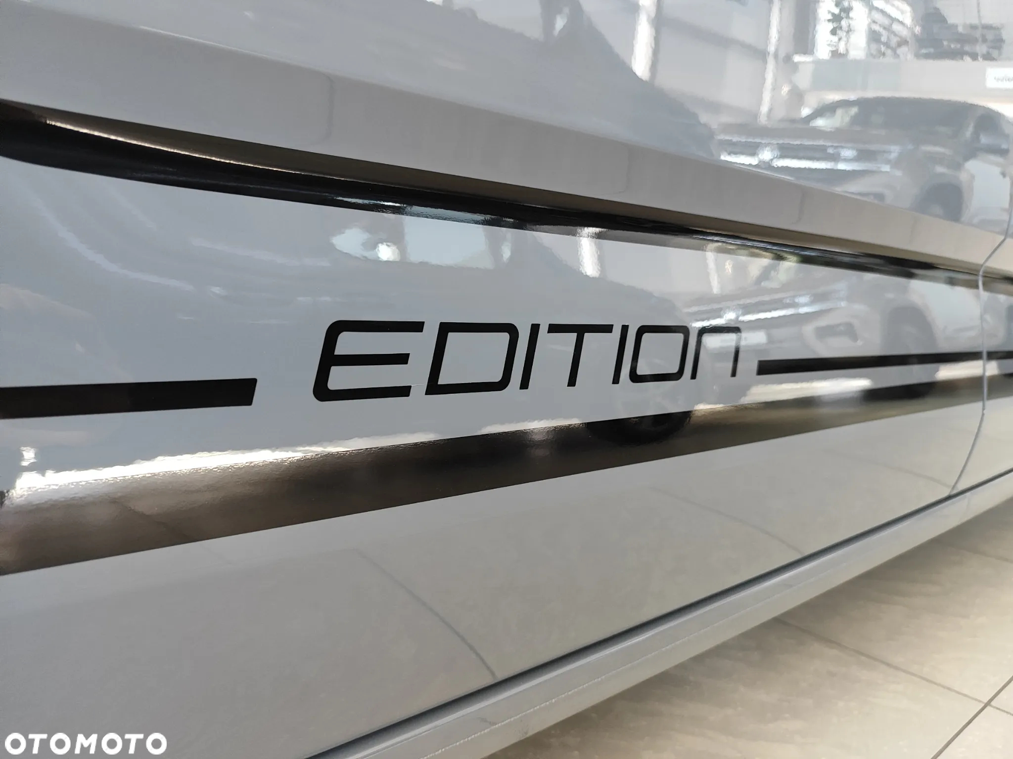 Volkswagen Multivan 2.0 TDI L2 Edition DSG - 7