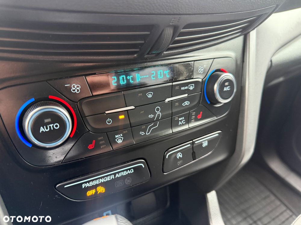 Ford Kuga - 8