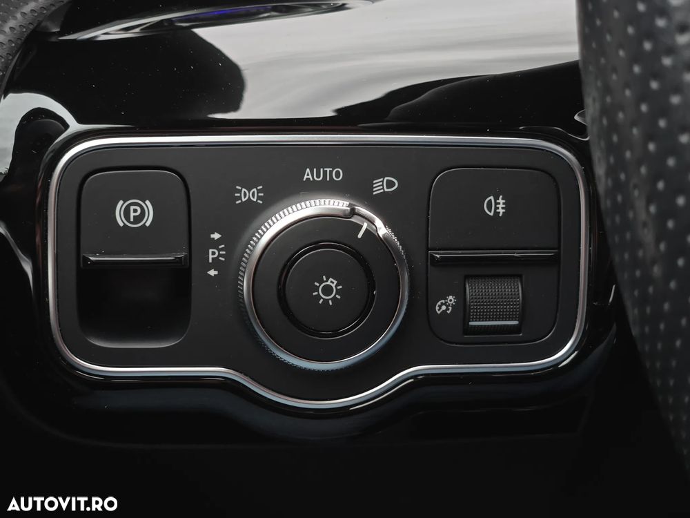 Mercedes-Benz CLA 250 e 8G-DCT AMG Line Advanced Plus - 30