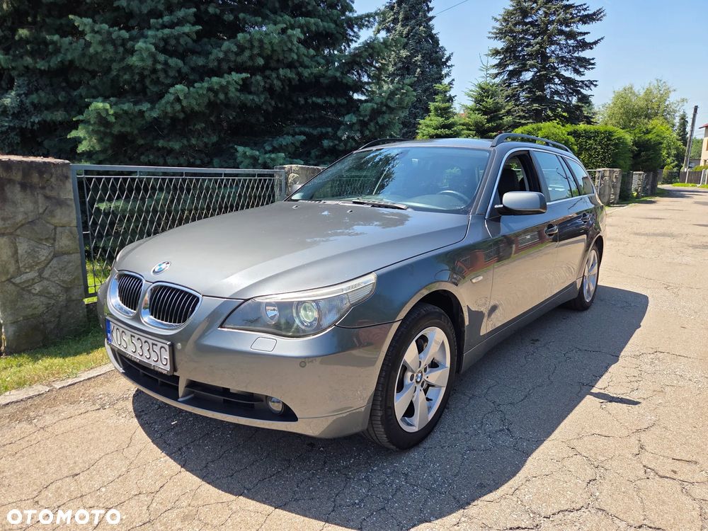 BMW Seria 5 525xi - 2