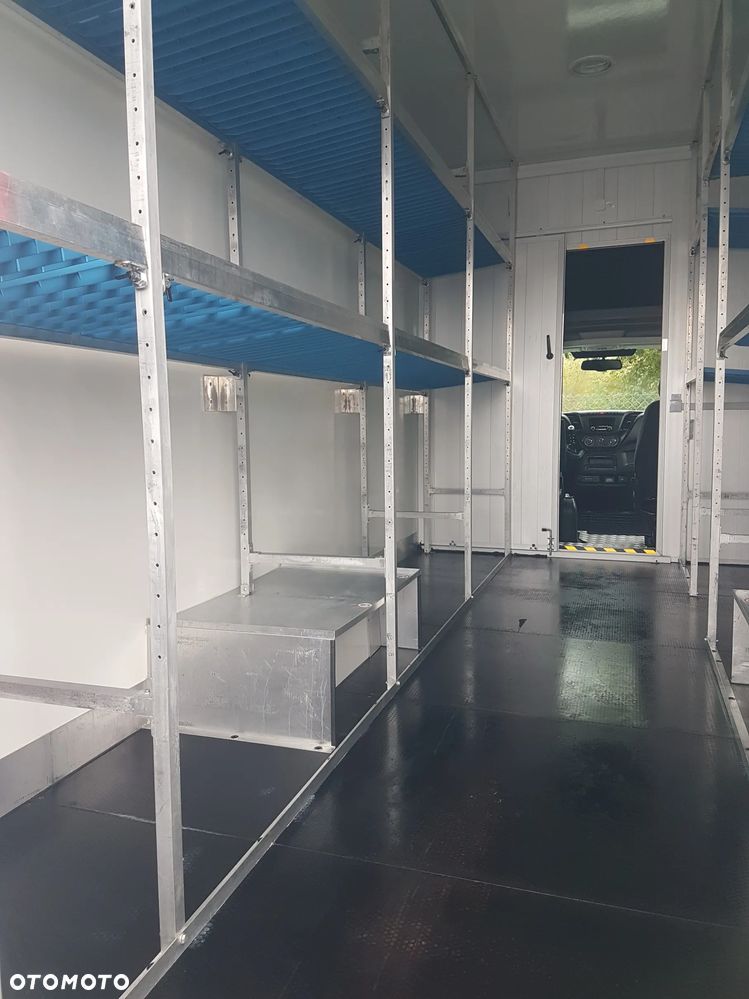 Iveco DAILY KONTENER NISKOPODŁOGOWY 4,43x2,23x2,43 SKLEP FOODTRUCK BAR KLIMA KONIOWÓZ KAMPER - 25