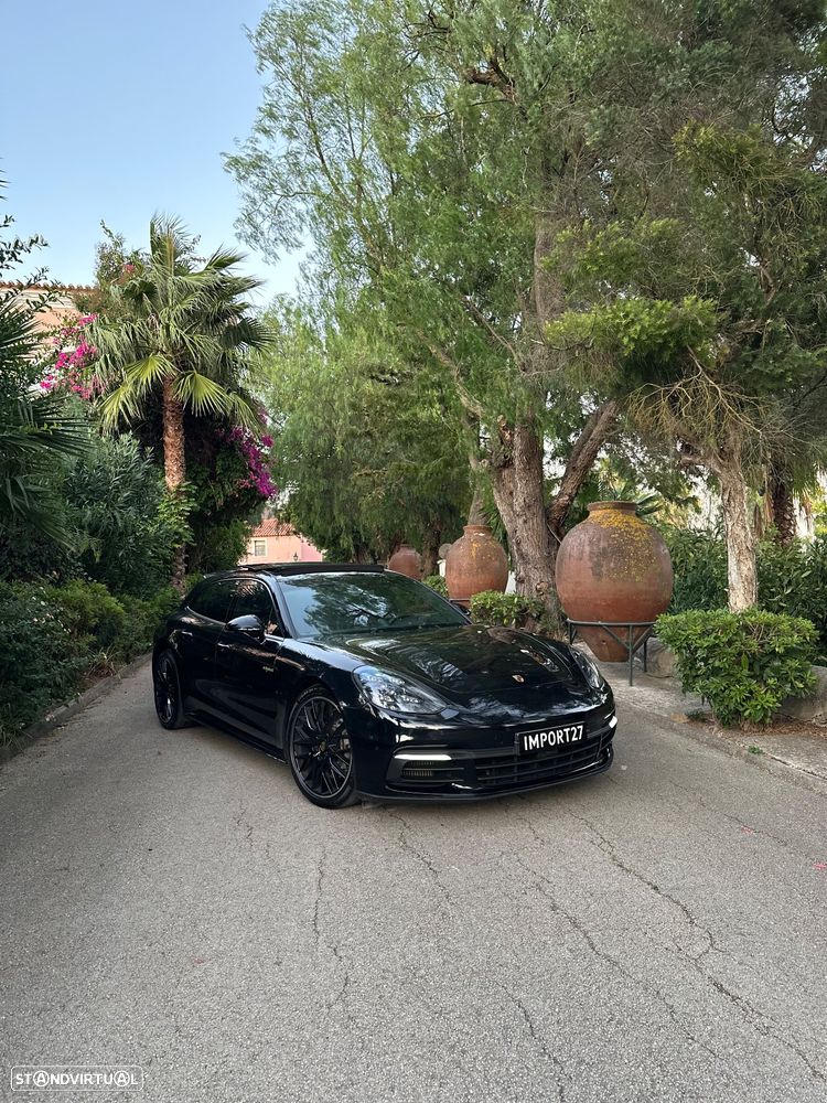 Porsche Panamera Sport Turismo 4 E-Hybrid - 2