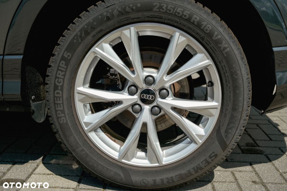 Audi Q3 35 TFSI mHEV S tronic - 35