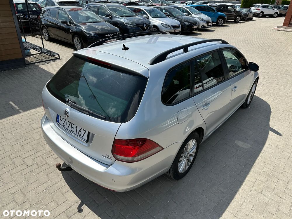 Volkswagen Golf - 33