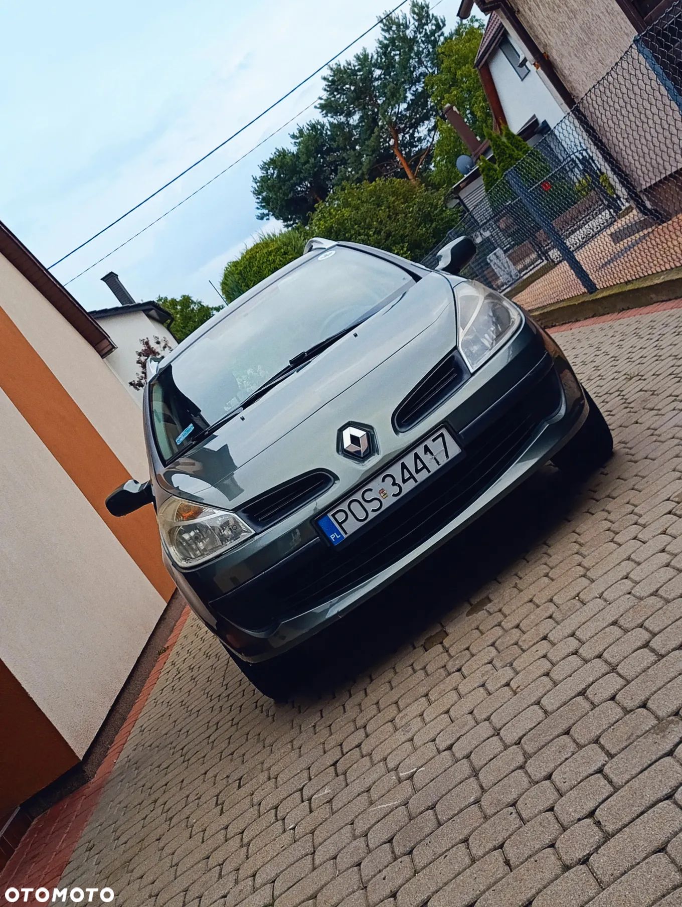 Renault Clio 1.5 dCi Grandtour Expression - 1