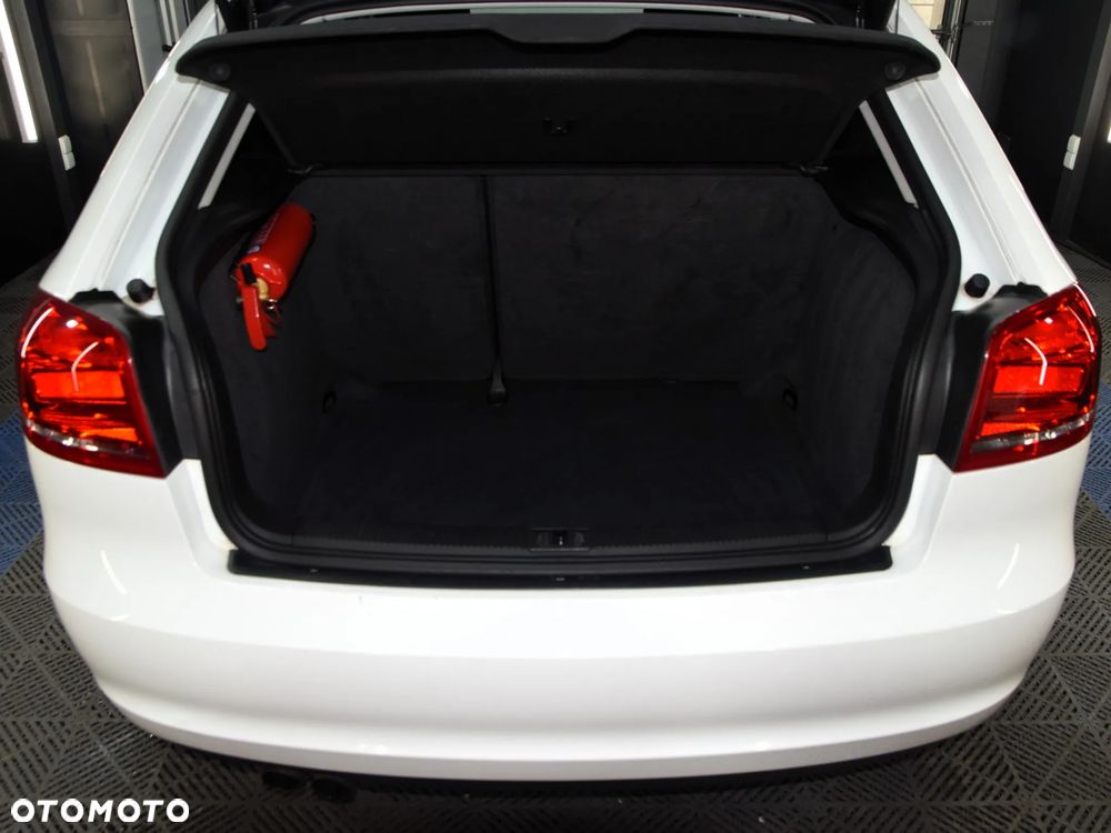Audi A3 3-drzwiowe - 8
