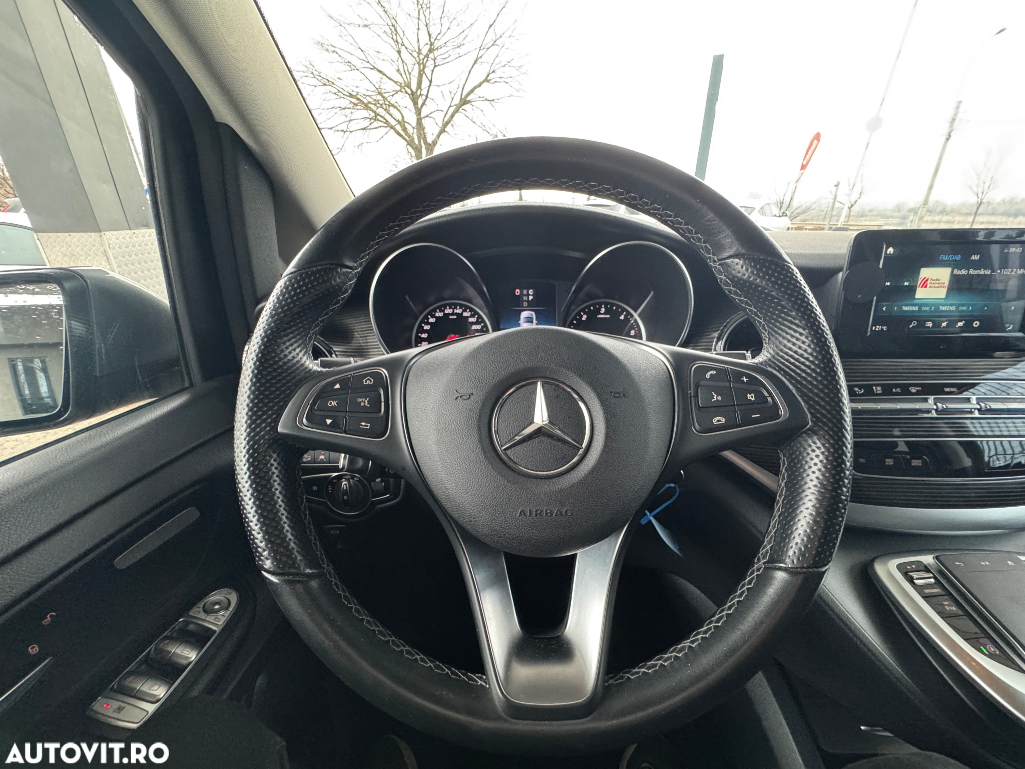 Mercedes-Benz V 300 d lang 4Matic 9G-TRONIC Avantgarde Edition 2020 - 18
