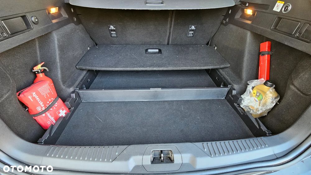 Ford Focus 2.0 EcoBlue Active - 36