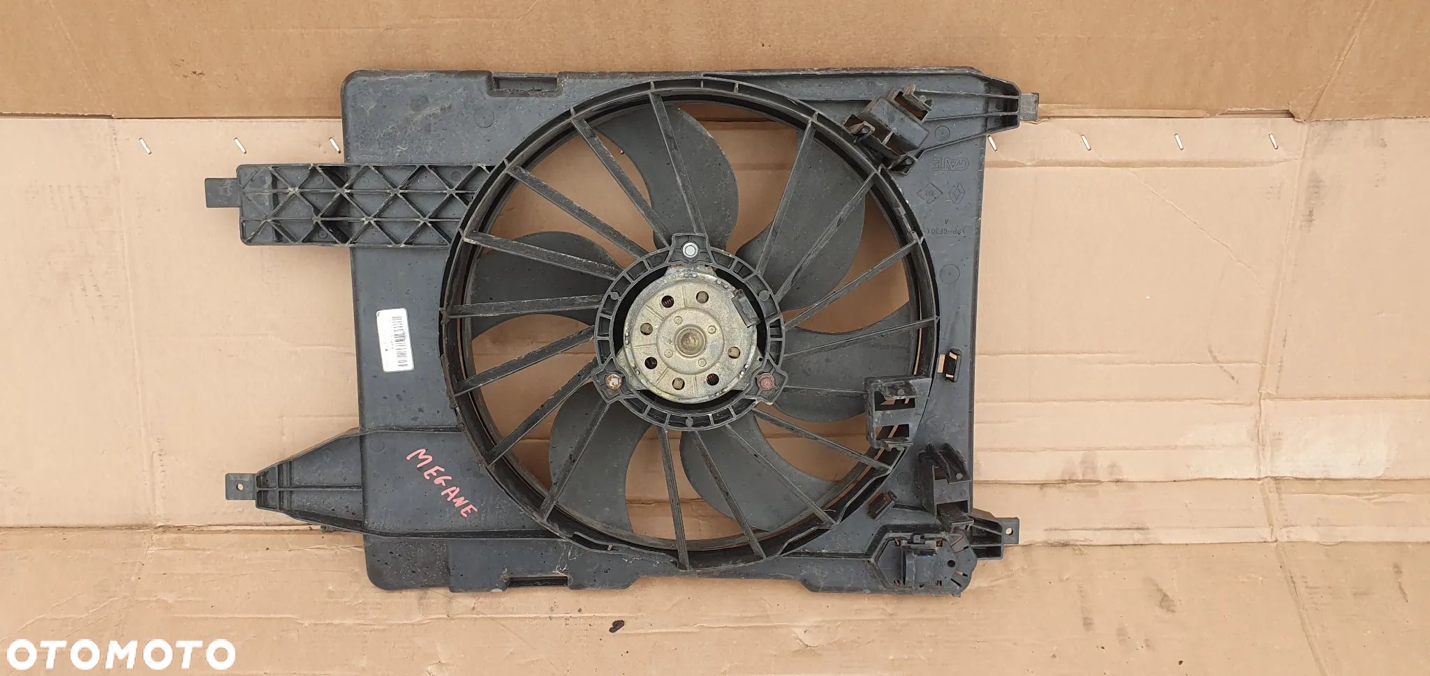 Wentylator chłodnicy wiatrak Renault Megane II 8200151464 - 1