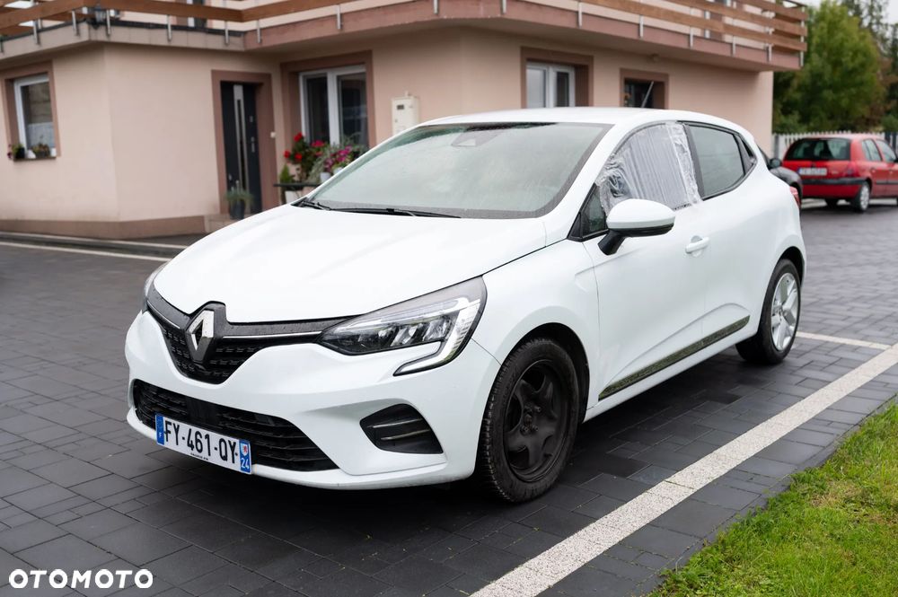 Renault Clio - 9