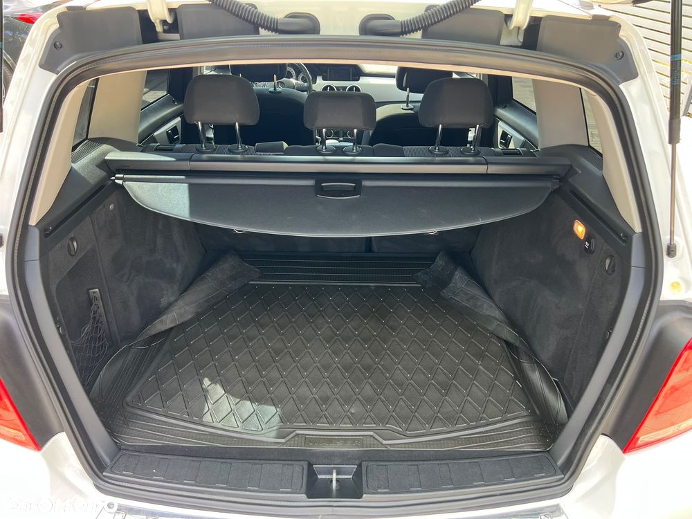 Mercedes-Benz GLK 220 CDI BlueEff - 28