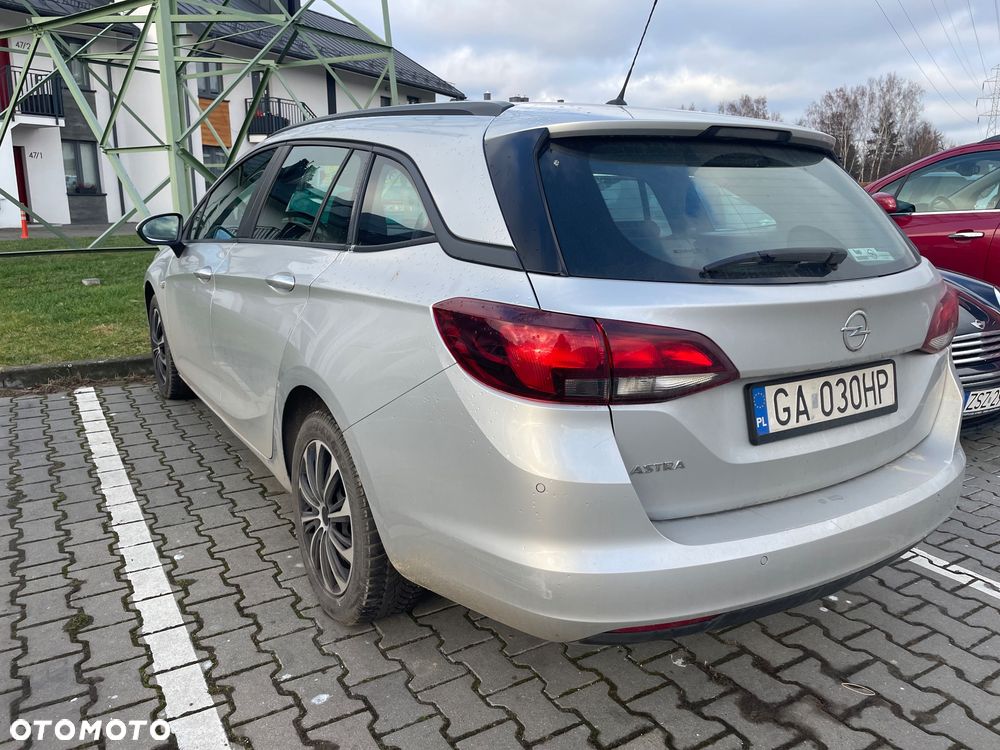 Opel Astra 1.6 CDTI Essentia S&S - 3