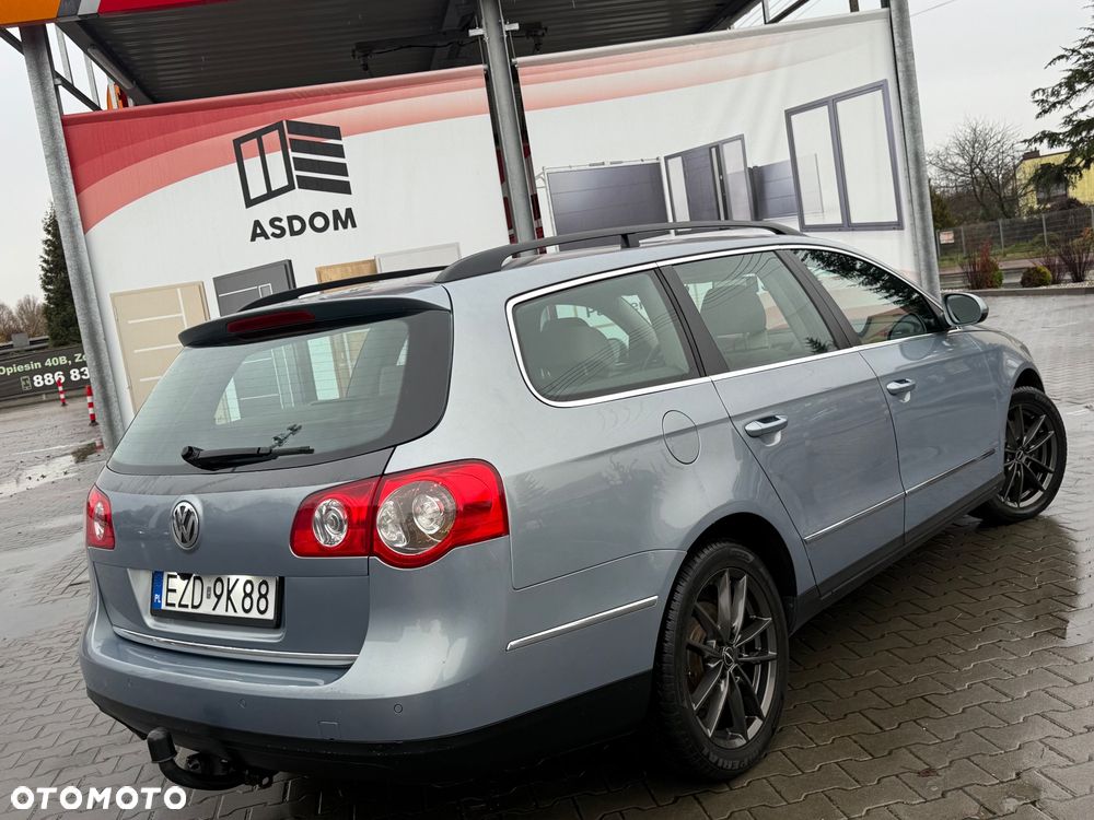 Volkswagen Passat - 4