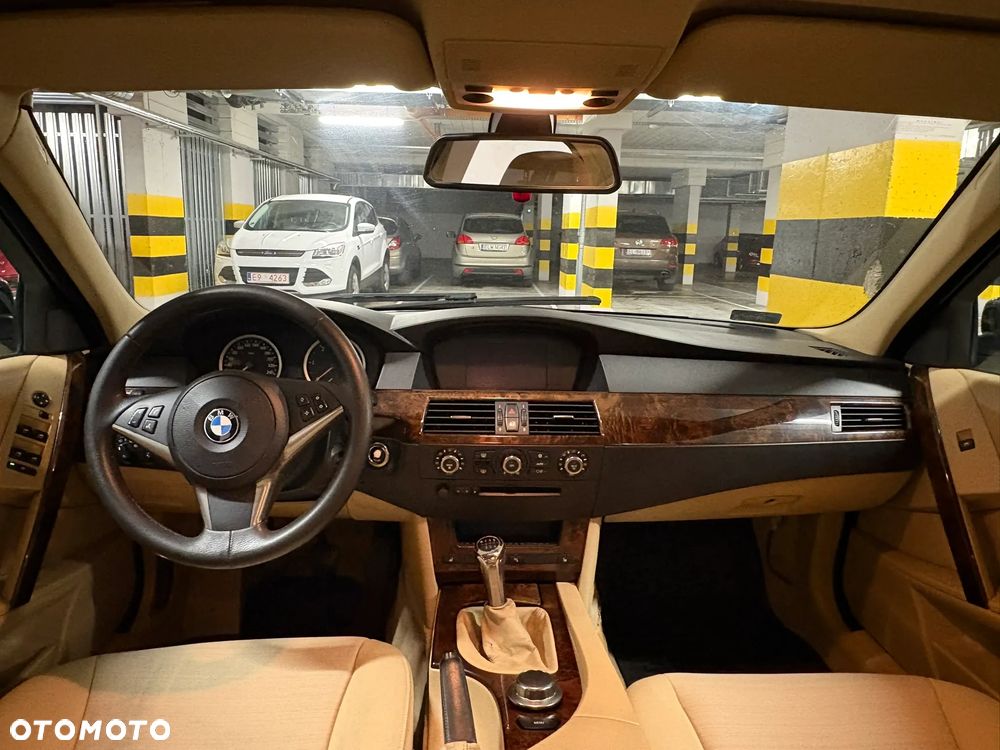 BMW Seria 5 - 21