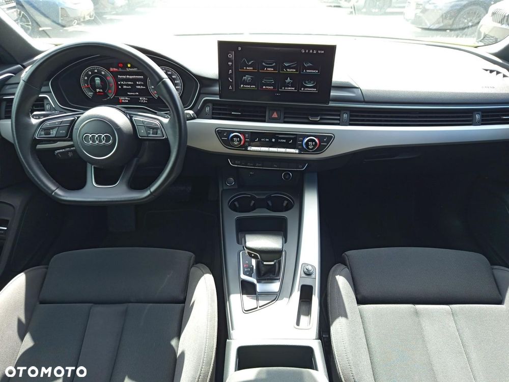 Audi A4 Avant - 11