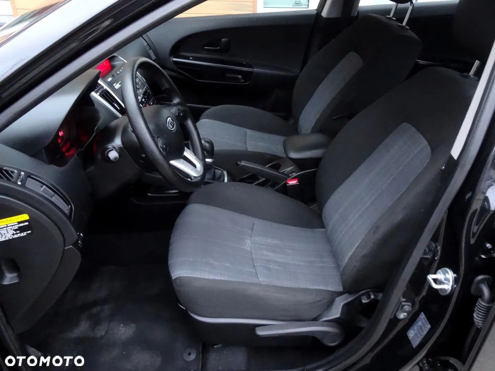 Kia Ceed 1.4 Comfort - 19