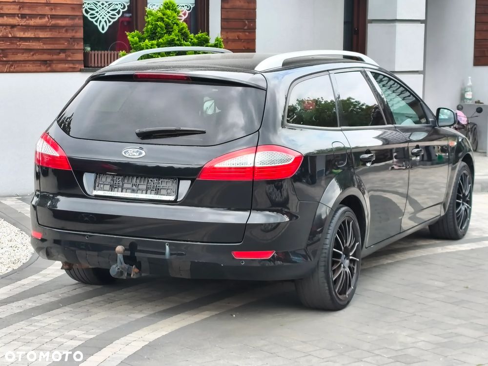 Ford Mondeo 2.0 TDCi Titanium - 14