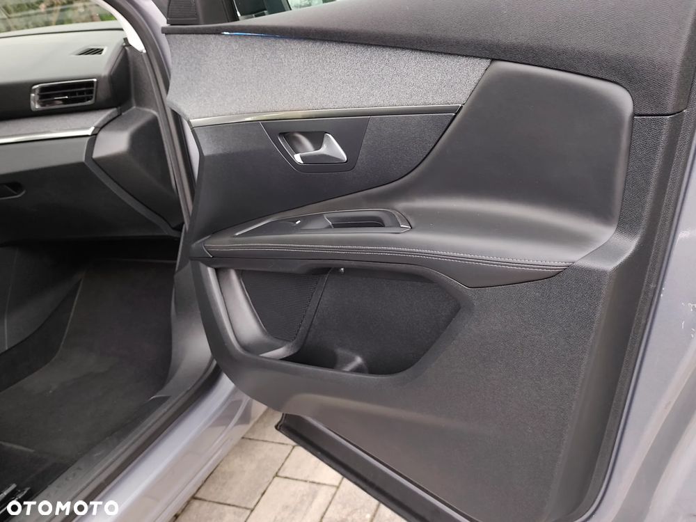 Peugeot 3008 1.6 BlueHDi Allure S&S - 33