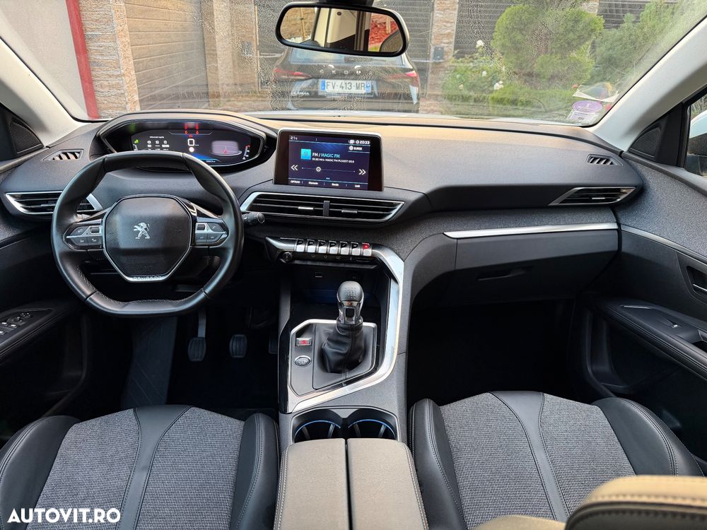 Peugeot 5008 - 18