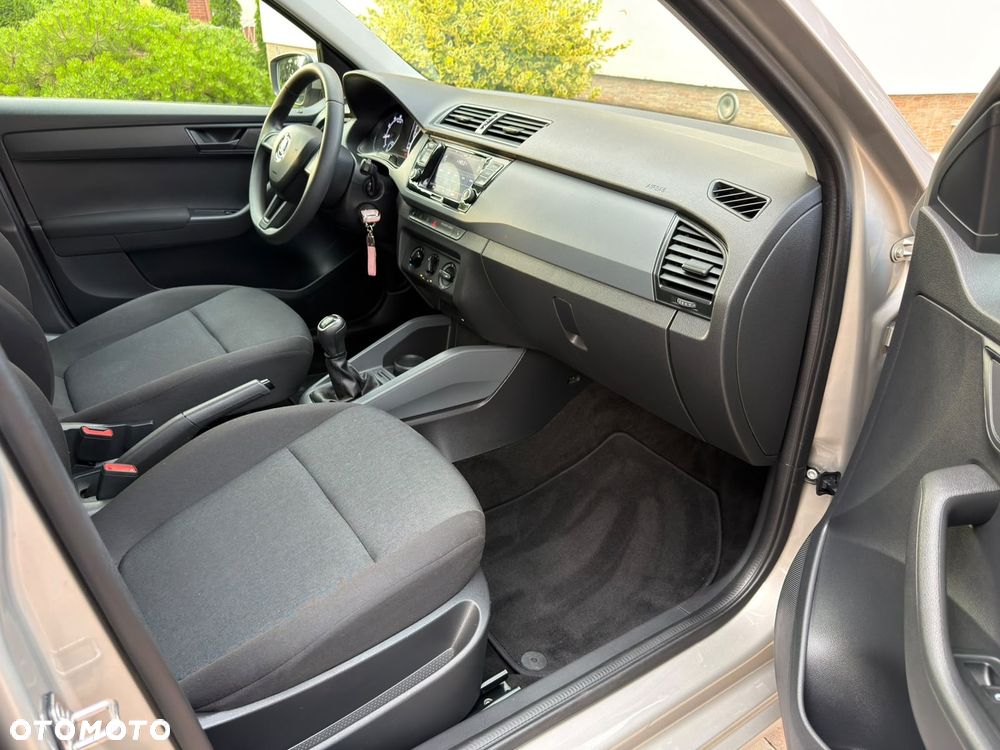 Skoda Fabia 1.0 MPI Ambition - 19