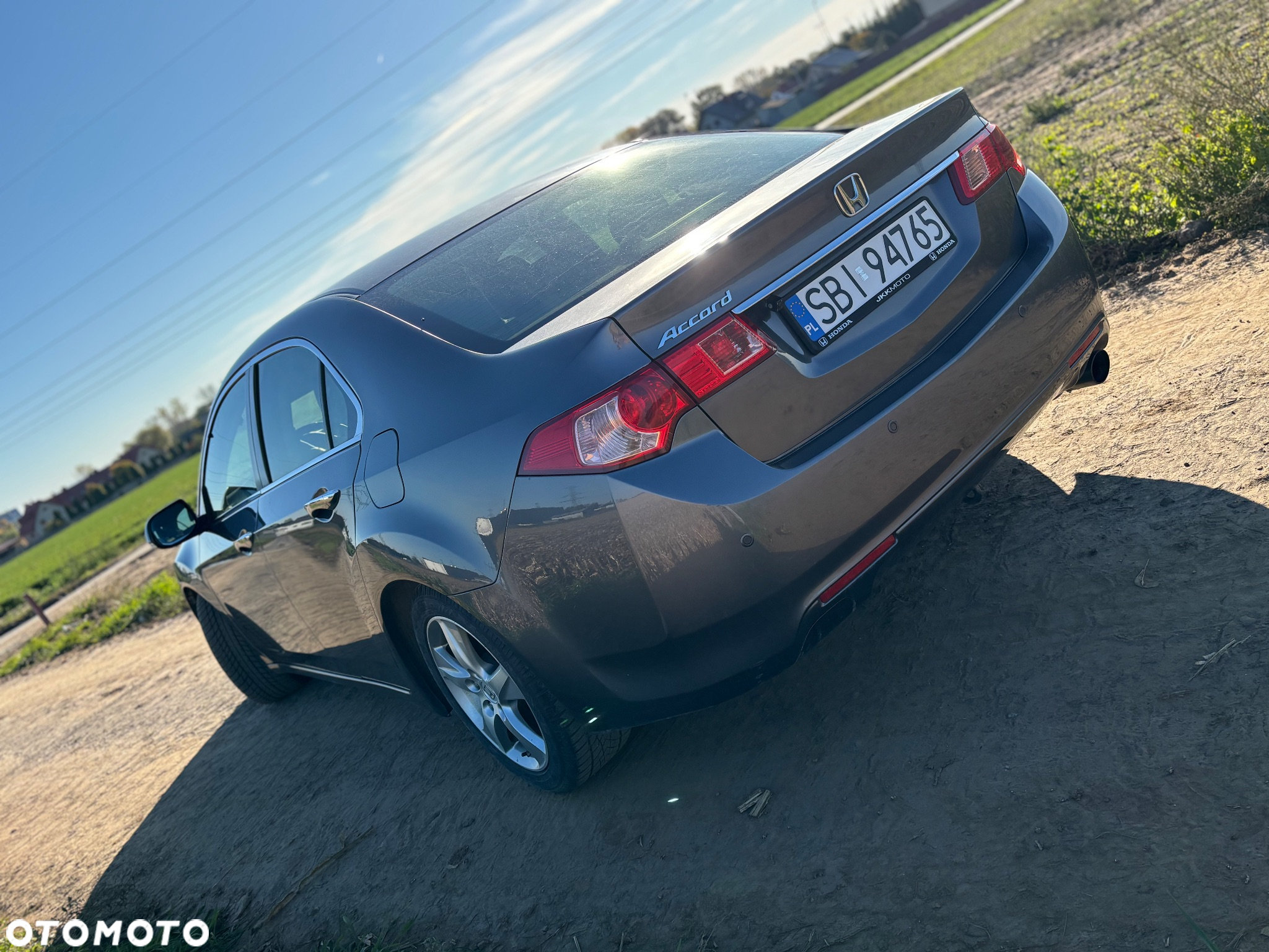 Honda Accord 2.0 Executive - 11