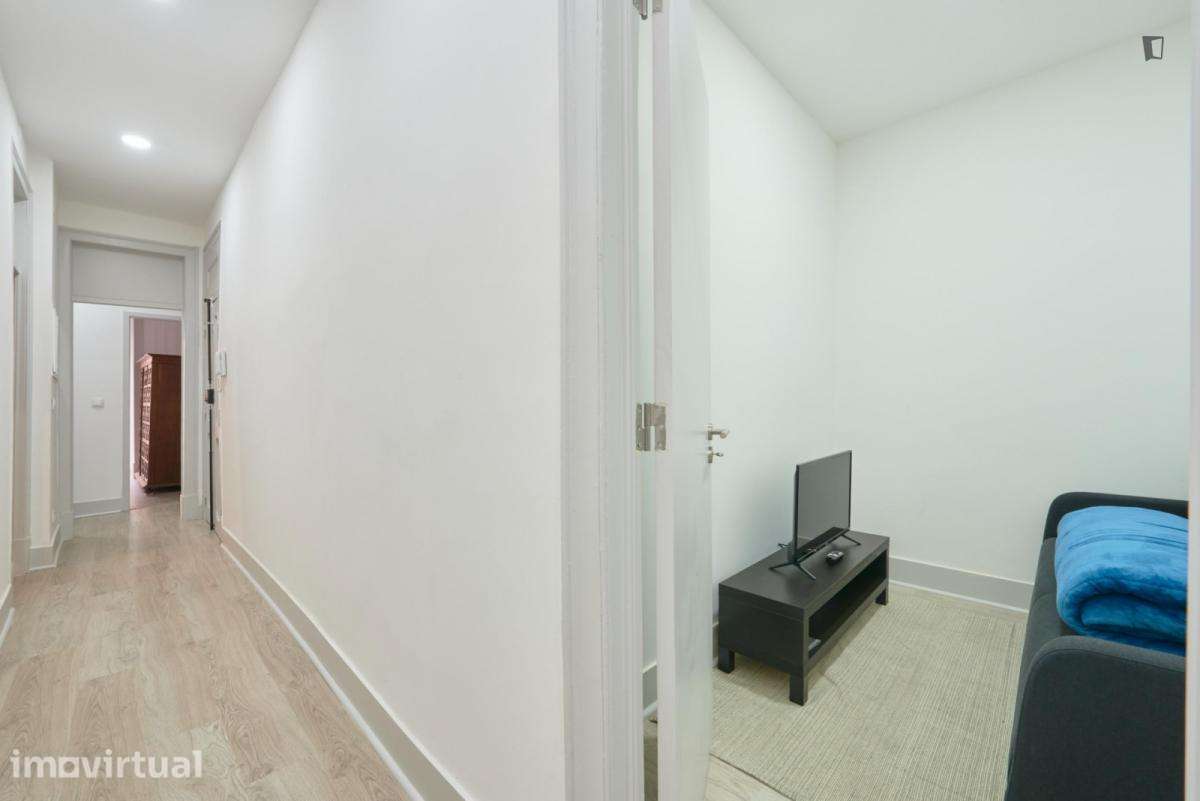 Quarto - localizado em Arroios Lisbon - Grande imagem: 4/60