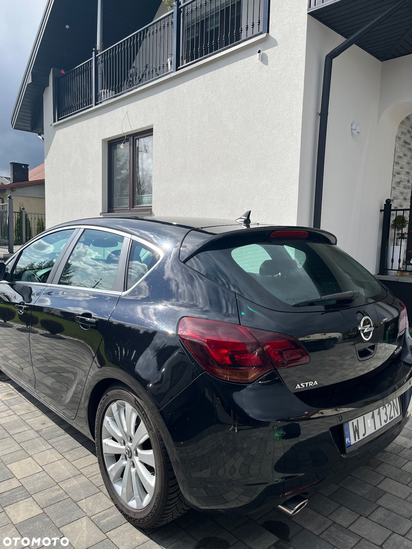 Opel Astra IV 1.6 T Cosmo - 3