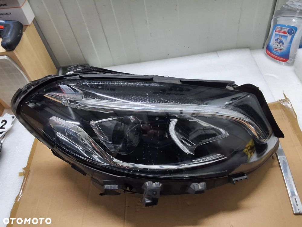 MERCEDES B-KLASA W246 PRAWA LAMPA LED PERFORMANCE KOMPLETNA Z PRZETFORNICĄ LIFT A2469065401 - 2