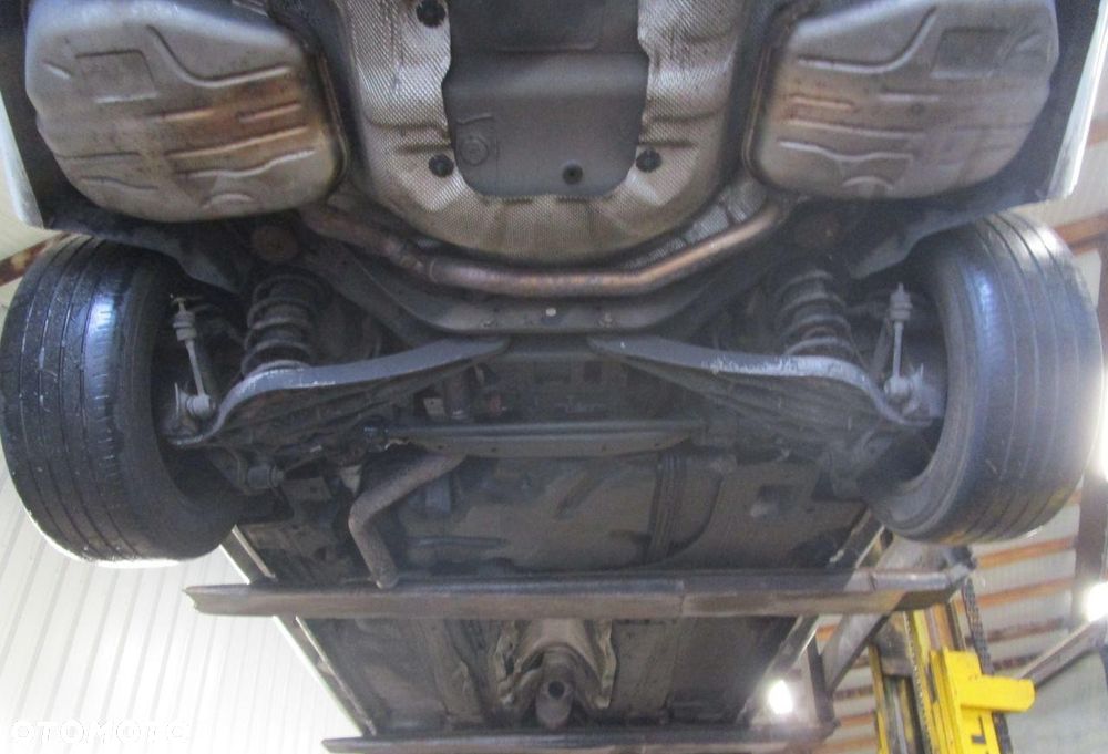 Volvo S80 2.5T Momentum - 24