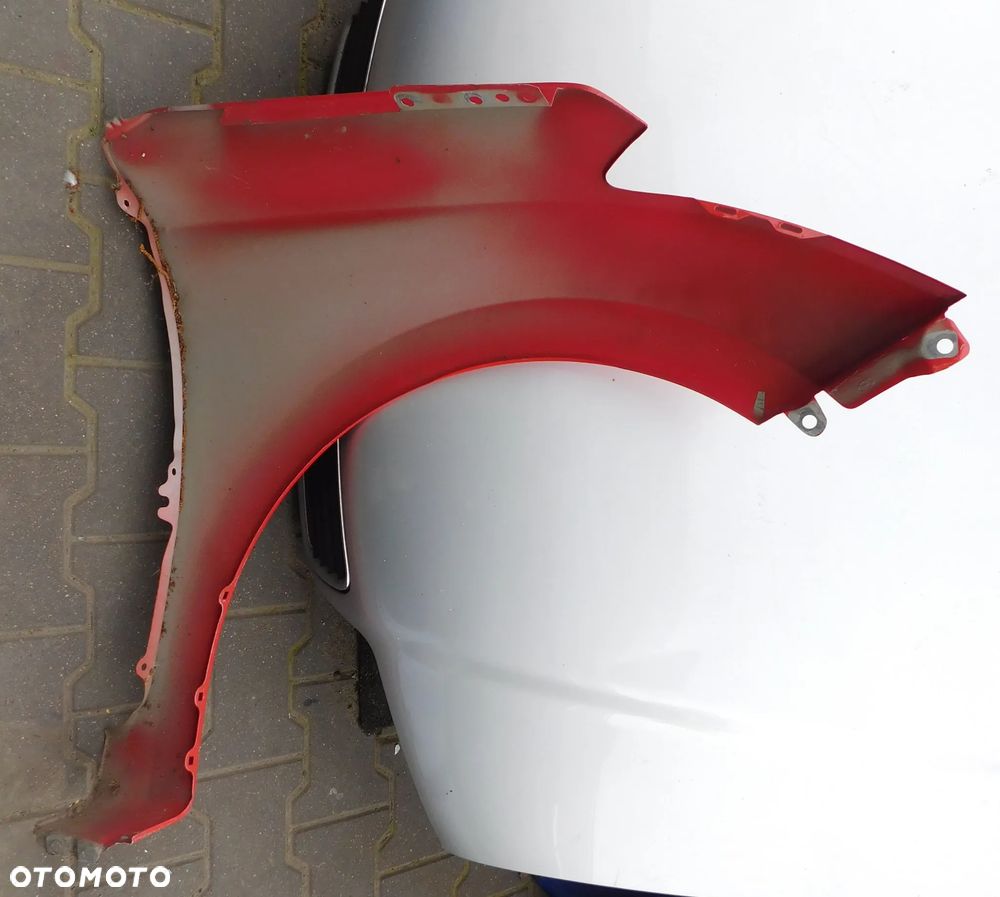 błotnik lewy przód HYUNDAI I20 II 15-20 - 10