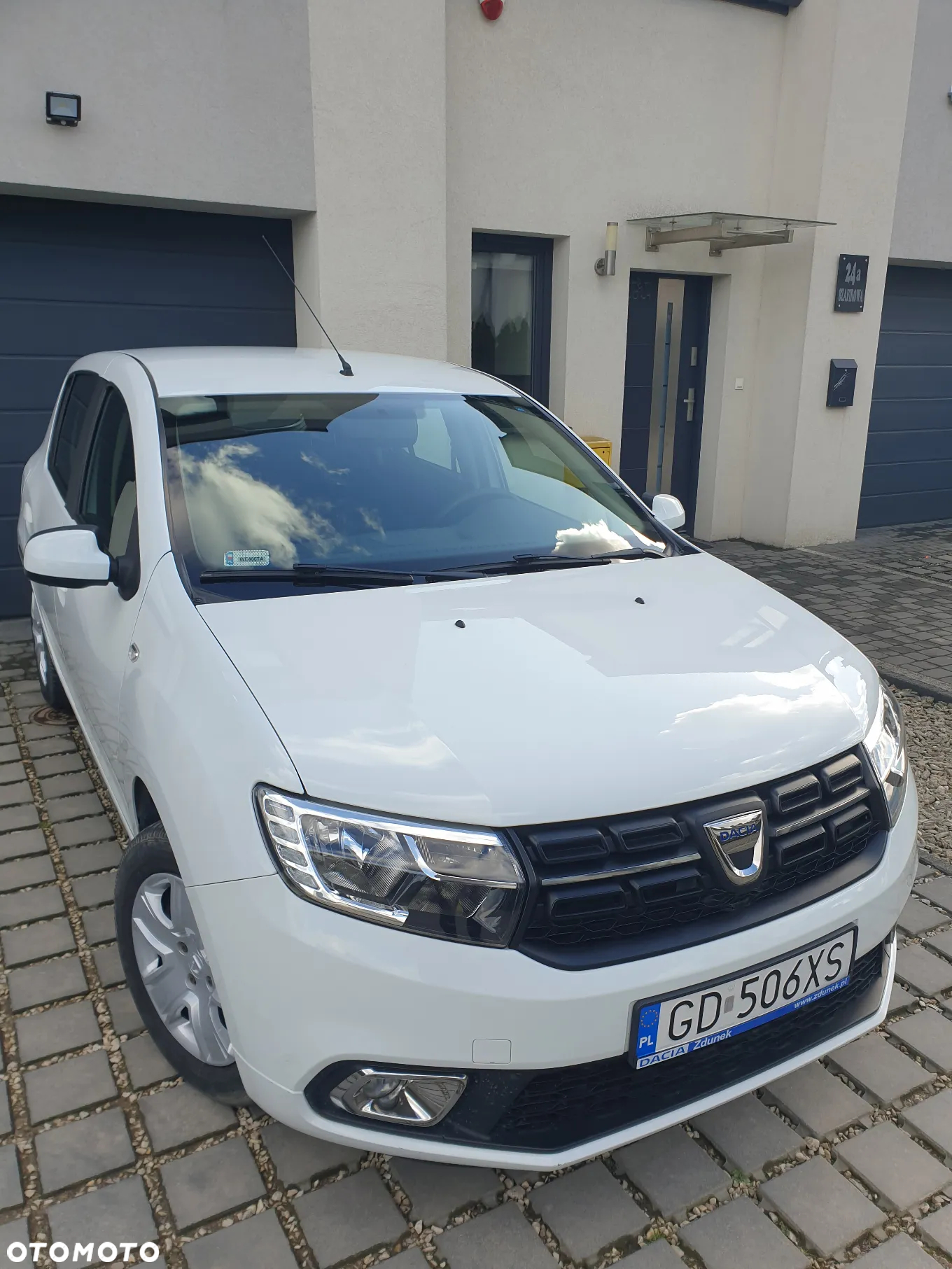Dacia Sandero 1.0 SCe Laureate - 3