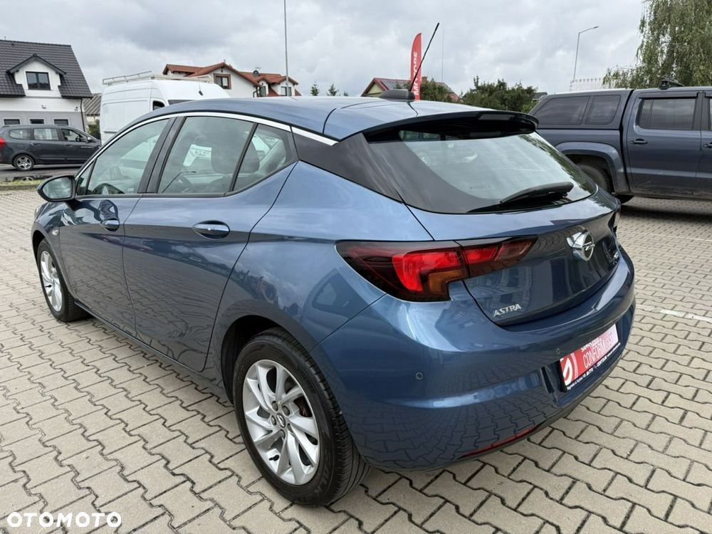 Opel Astra 1.6 CDTI Enjoy S&S - 9