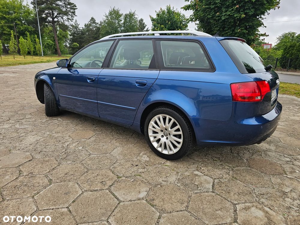 Audi A4 Avant - 29