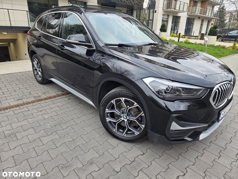 BMW X1 xDrive20i - 20