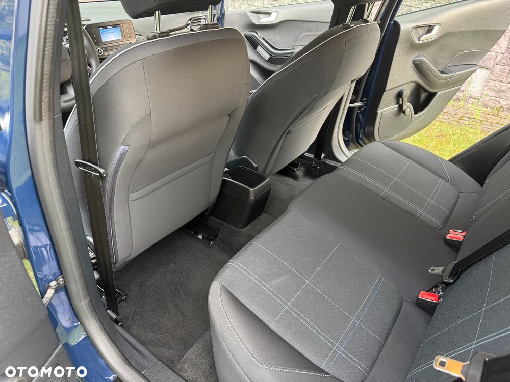 Ford Fiesta - 24