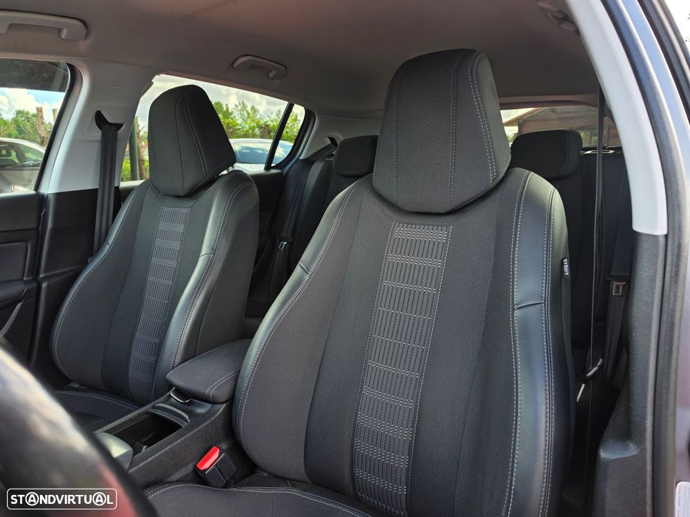 Peugeot 308 1.5 BlueHDi Allure EAT8 - 9